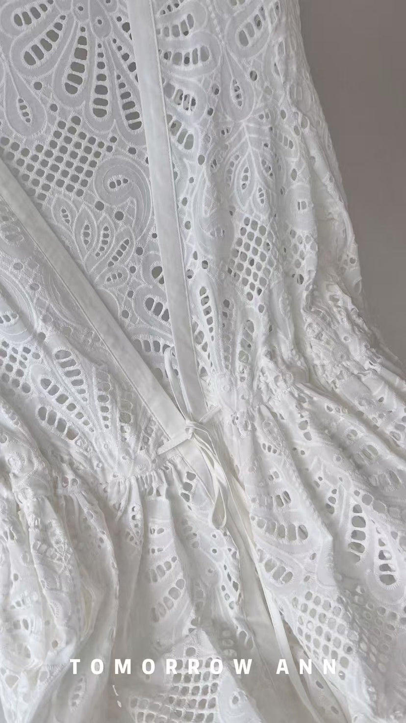 TOMORROW ANN Vintage Hollow-out Crochet V-Neck Maxi Dress - 2026 Early Spring Collection