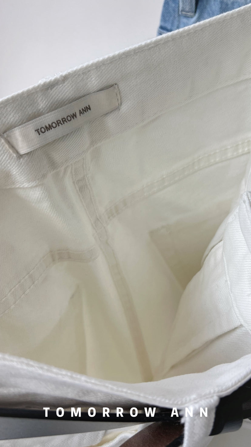 TOMORROW ANN Minimalist Washed Casual Straight Leg Denim Jeans with Belt