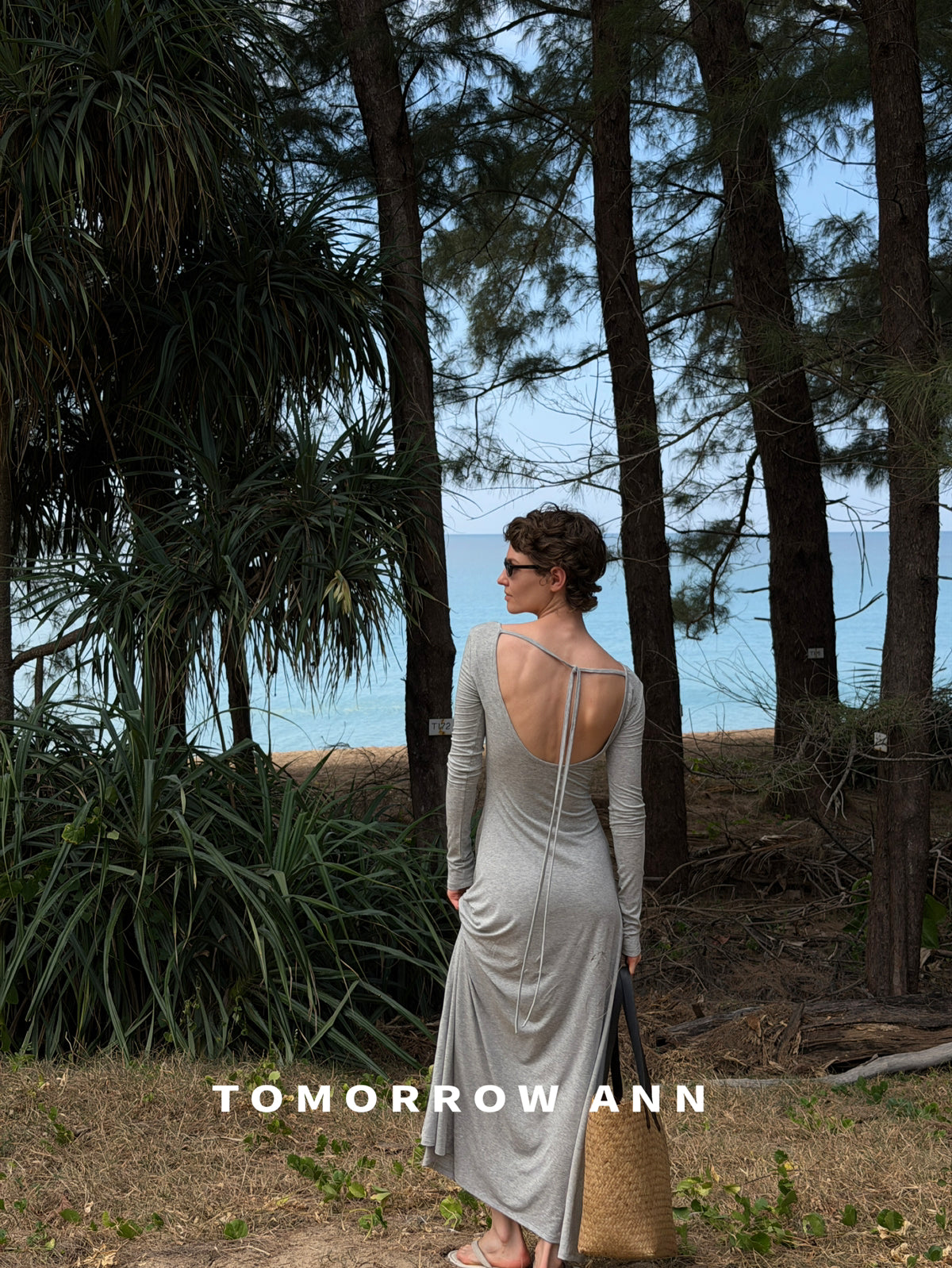 TOMORROW ANN Early Spring Minimalist Backless Lace-Up Casual Maxi Dress