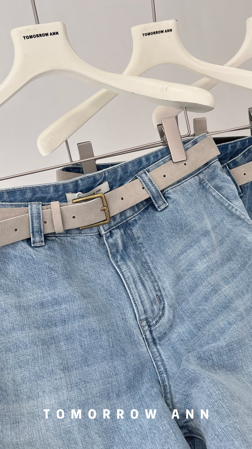 TOMORROW ANN Early Spring 2026 Collection - Classic High-Waist Straight Leg Washed Denim Jeans with Complimentary Belt