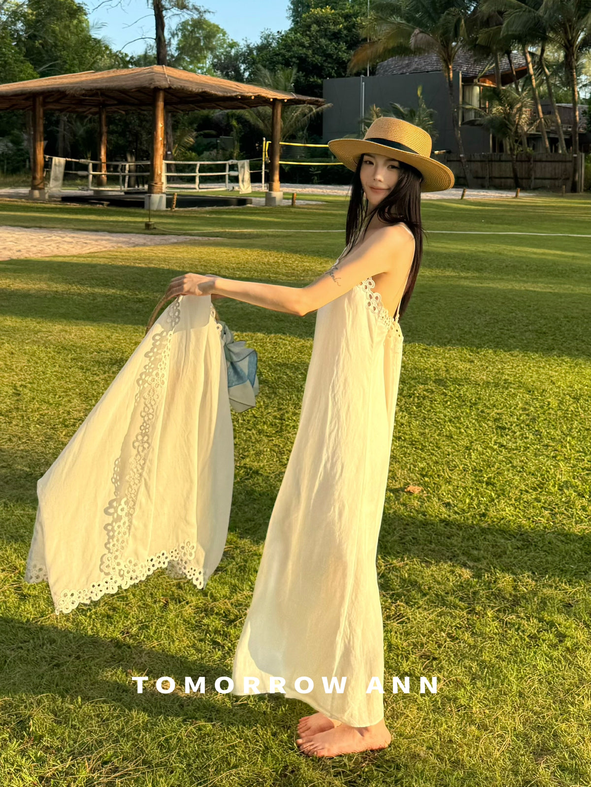 Spring 2026! 【TOMORROW ANN】 Elegant Embroidered Hollow-Out Versatile Blouse 12883# OZQ