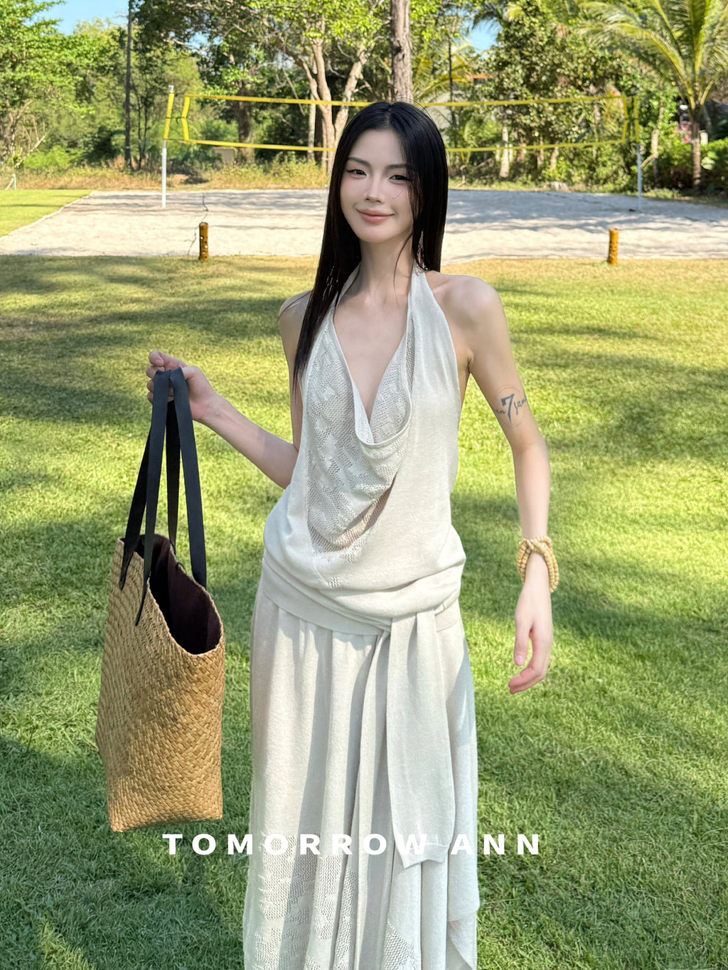 Tomorrow Ann 2026 Early Spring Elegant Irregular Design High-Waist Fashion Midi Skirt