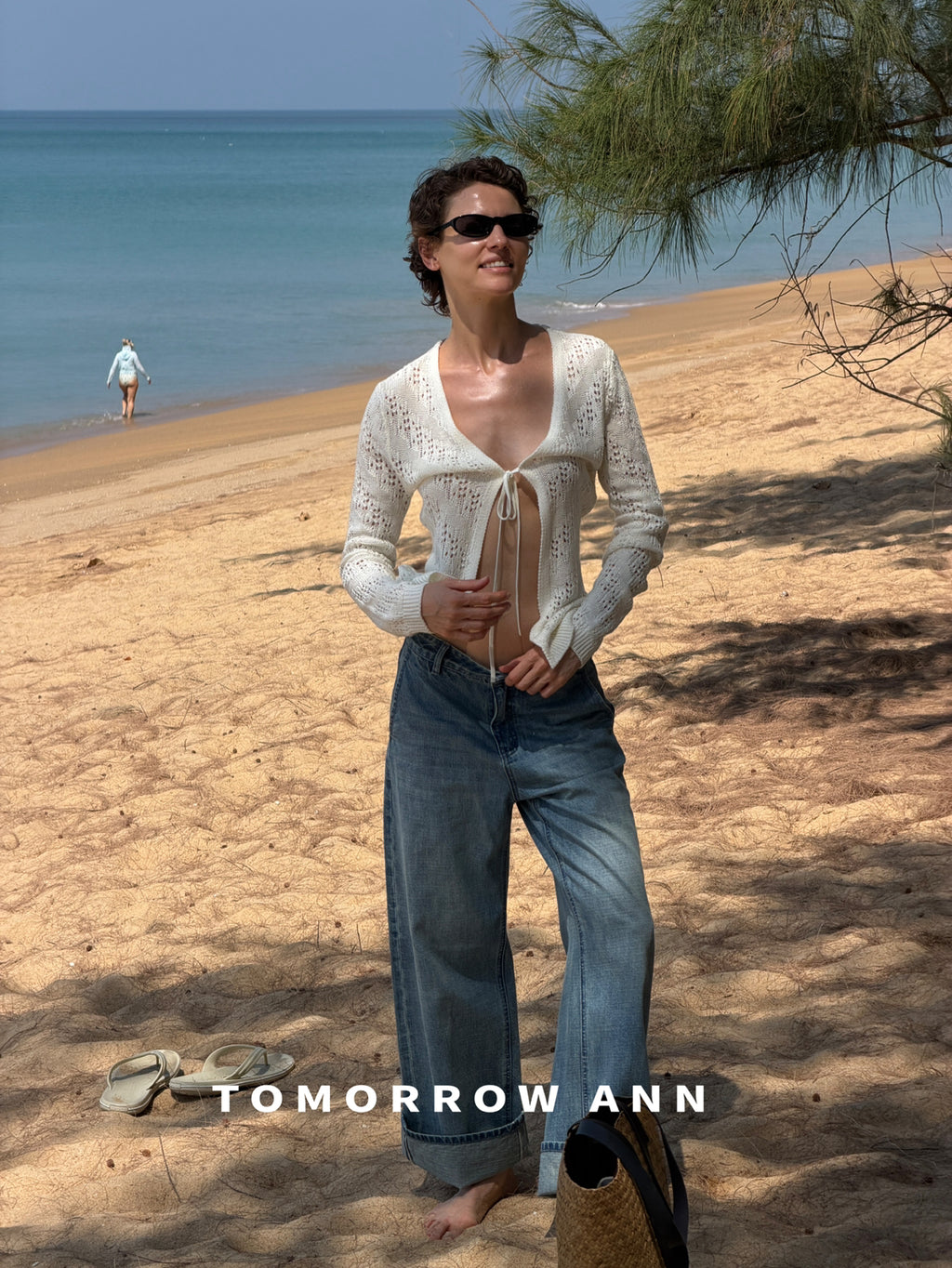 TOMORROW ANN Early Spring 2026 Collection - Classic High-Waist Straight Leg Washed Denim Jeans with Complimentary Belt