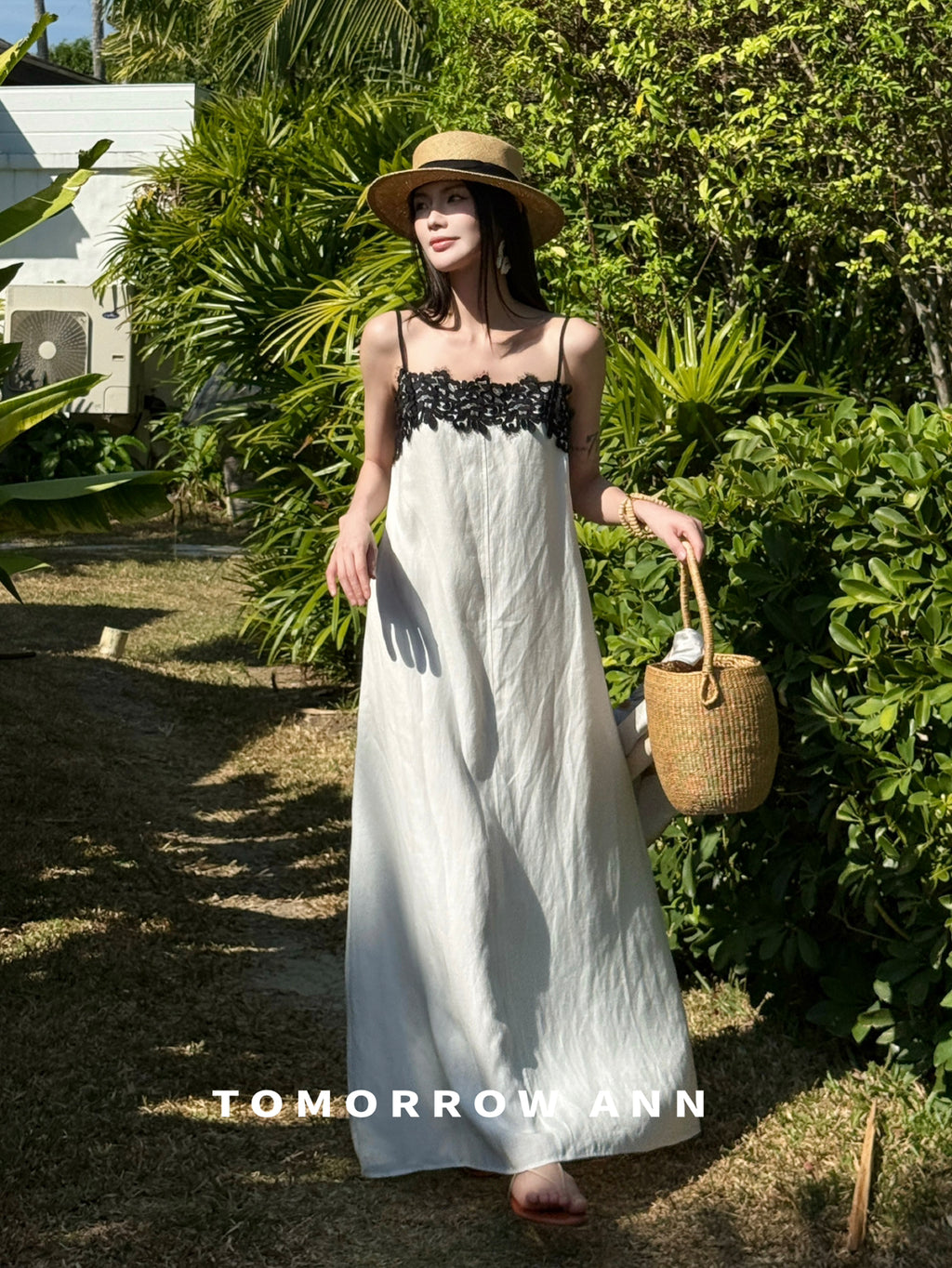 Elegant Lace Patchwork Camisole Maxi Dress - Spring Chic Designer Slip Dress for Dates