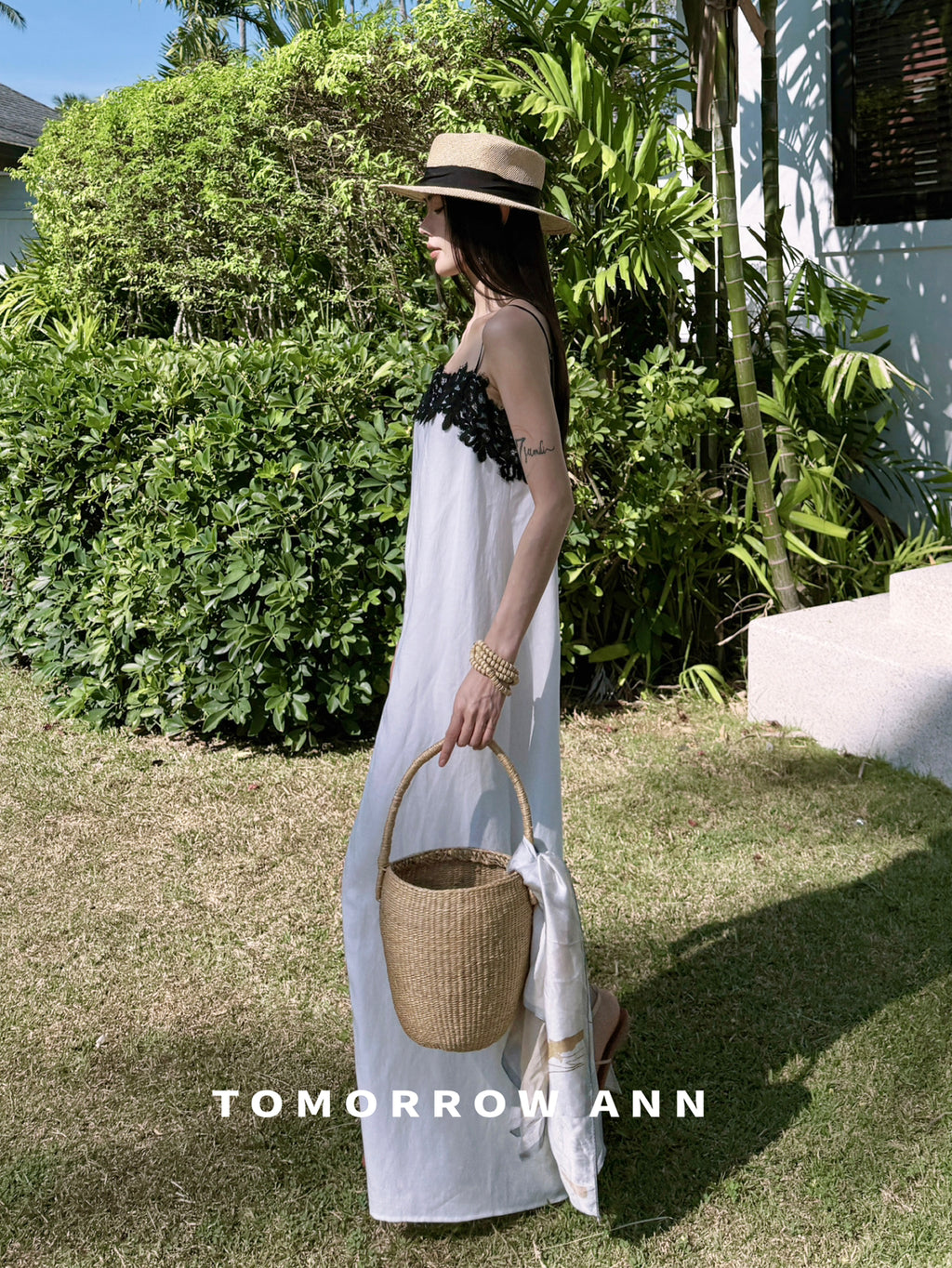 Elegant Lace Patchwork Camisole Maxi Dress - Spring Chic Designer Slip Dress for Dates