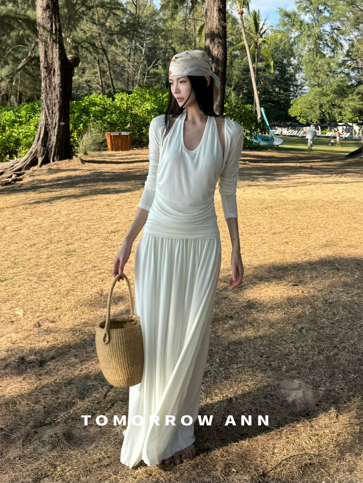 TOMORROW ANN Minimalist Ruched Halter Neck Long Sleeve Maxi Dress