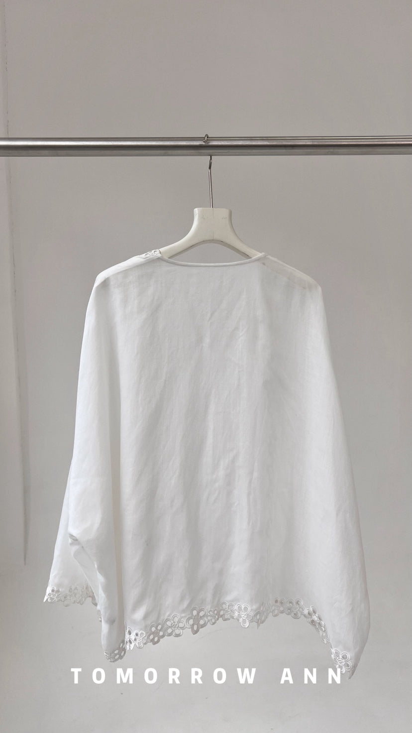 Spring 2026! 【TOMORROW ANN】 Elegant Embroidered Hollow-Out Versatile Blouse 12883# OZQ