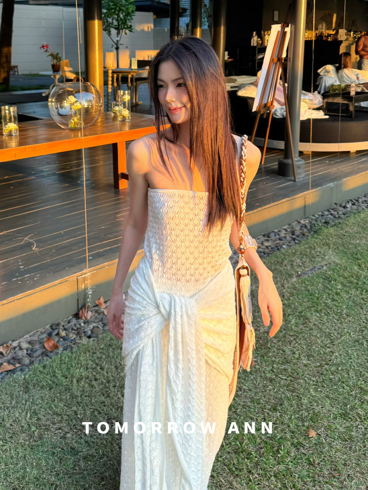 TOMORROW ANN Elegant Designer Fashion Shawl