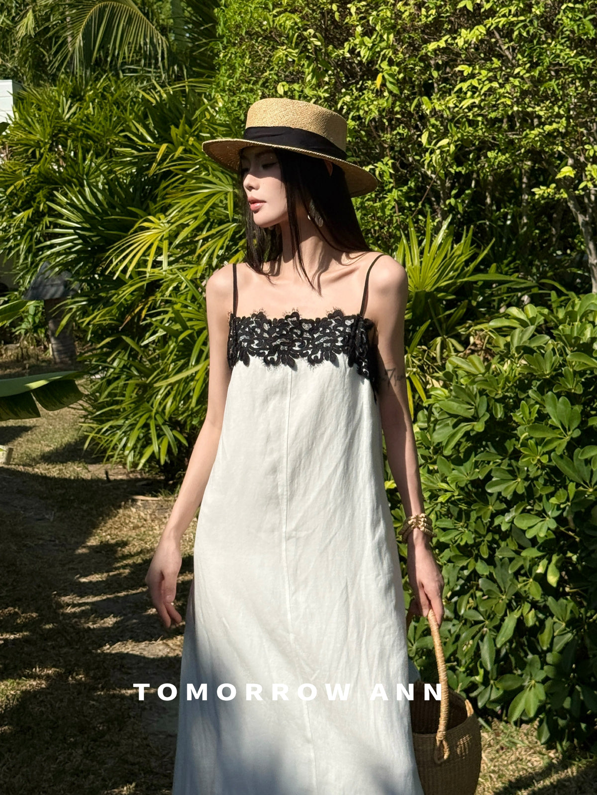 Elegant Lace Patchwork Camisole Maxi Dress - Spring Chic Designer Slip Dress for Dates