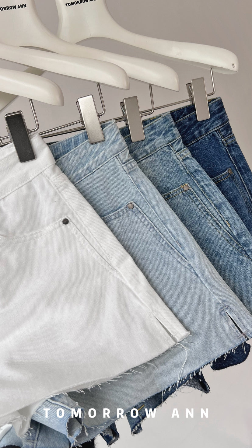 TOMORROW ANN High-Waisted Washed Denim Shorts - Versatile Spring Casual Essentials