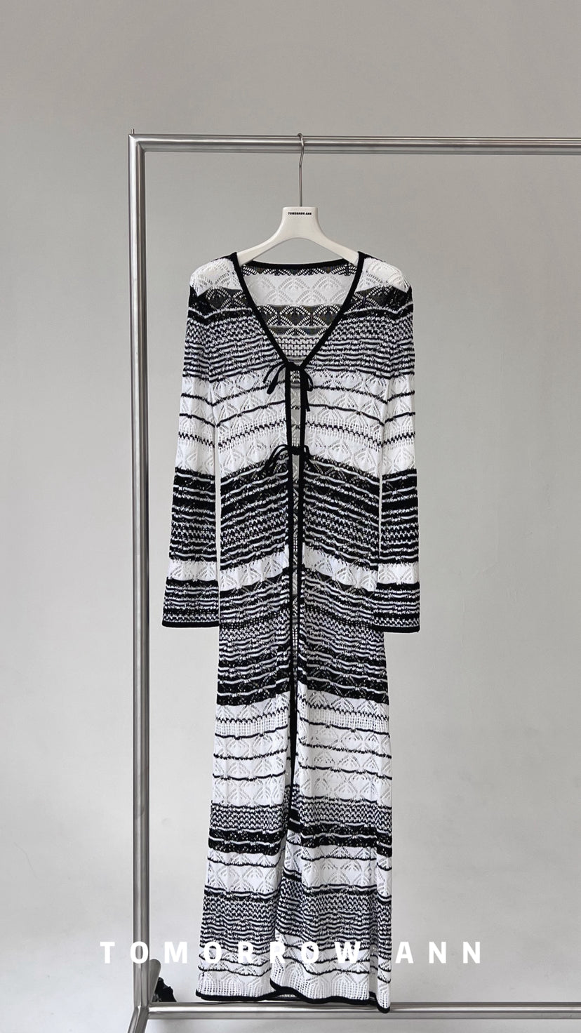 [TOMORROW ANN] Elegant Chic Striped Long Knit Cardigan for Women