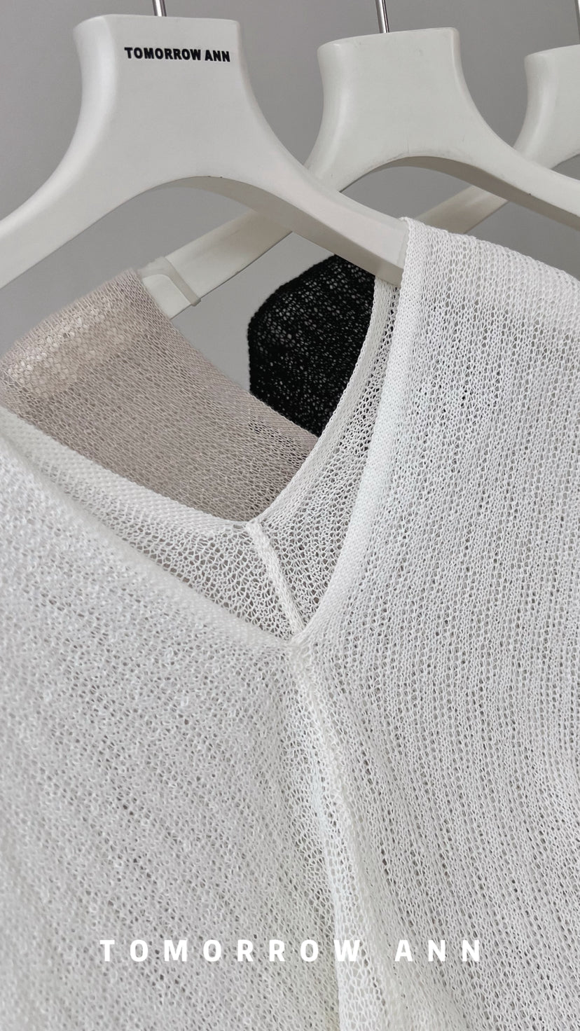 TOMORROW ANN Early Spring 2026 Minimalist Luxury V-Neck Loose Wool Blend Knit Sweater