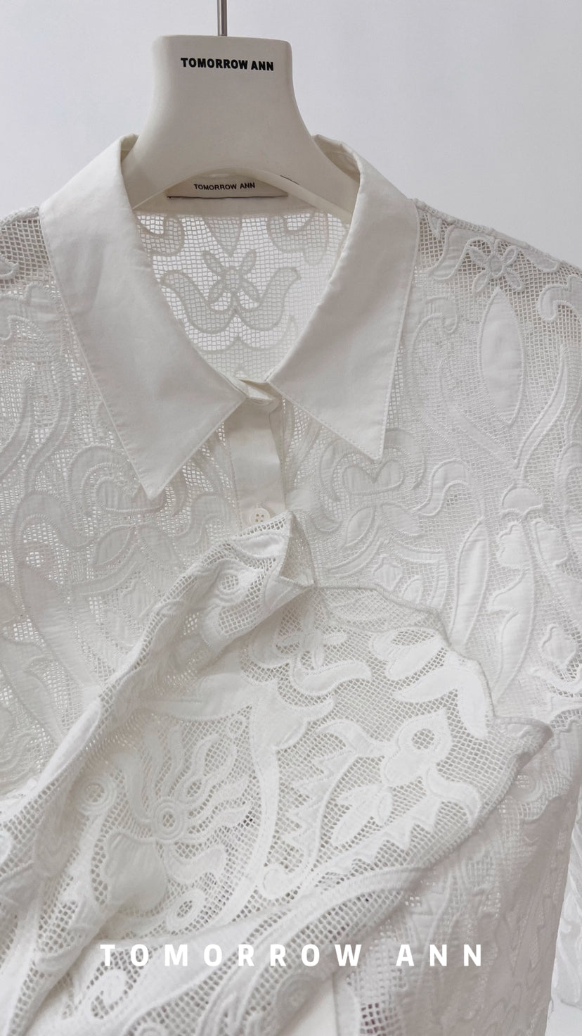 TOMORROW ANN Spring 2026 Elegant Embroidered Vacation Style Versatile Blouse