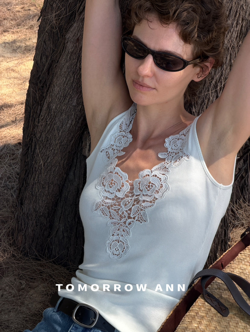 TOMORROW ANN Spring 2026 Elegant Lace Patchwork Slimming Tank Top