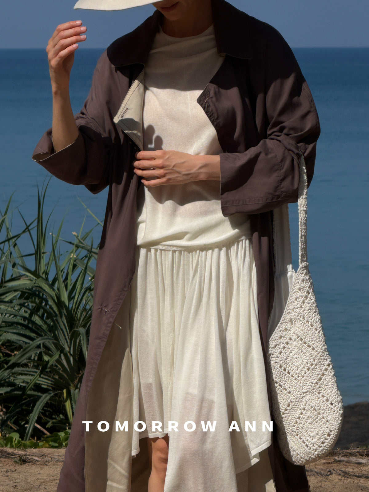 TOMORROW ANN 2026 Spring Collection! Elegant Relaxed Contrast Lapel Long Trench Coat with Belt