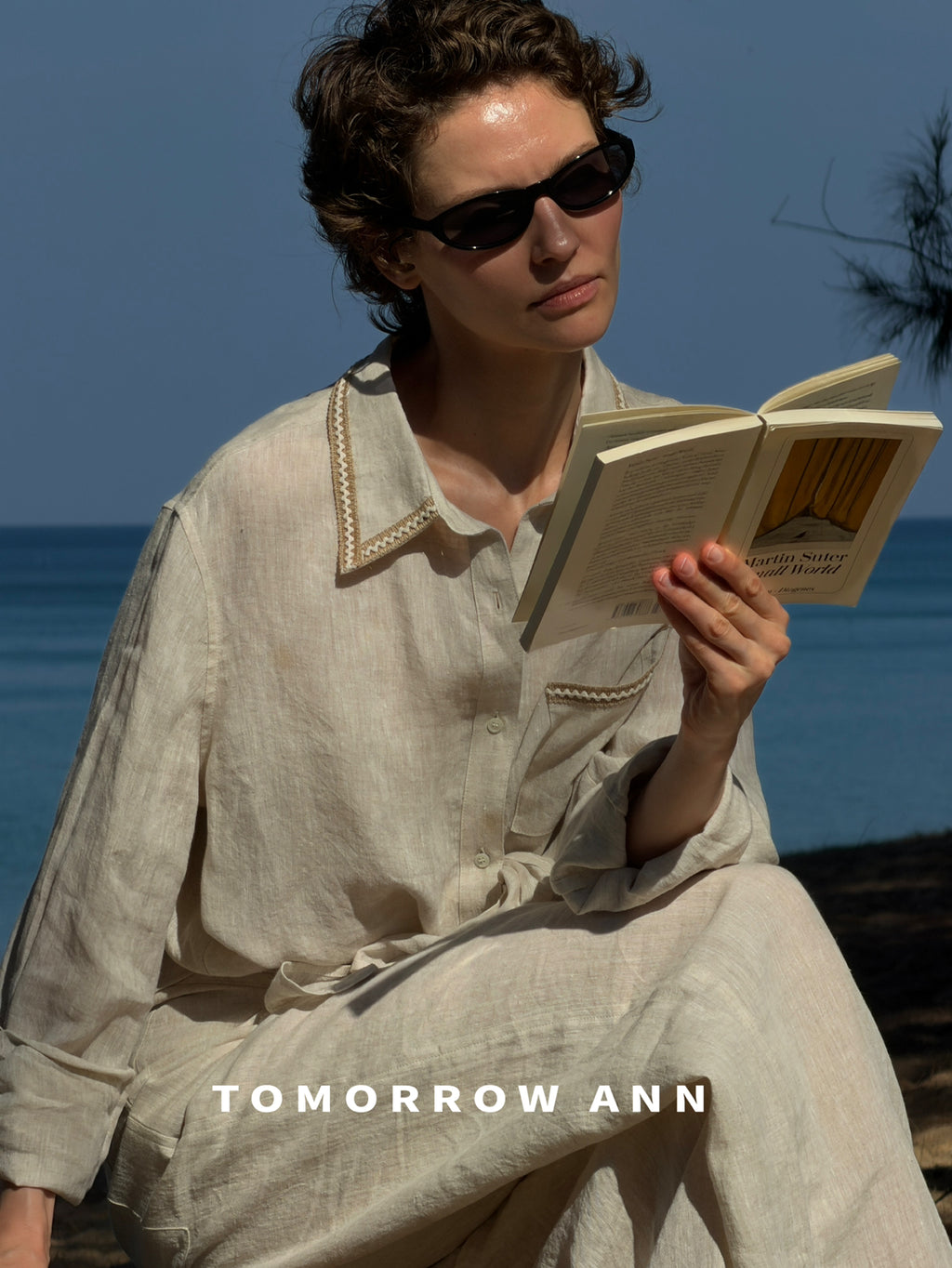 TOMORROW ANN Old Money Aesthetic Quiet Luxury Commuter Shirt - Spring 2026 Collection