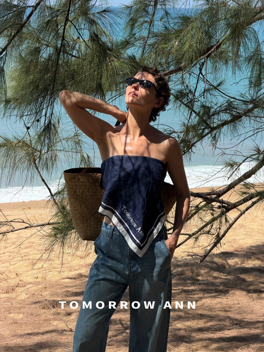 TOMORROW ANN Early Spring 2026 Collection - Classic High-Waist Straight Leg Washed Denim Jeans with Complimentary Belt