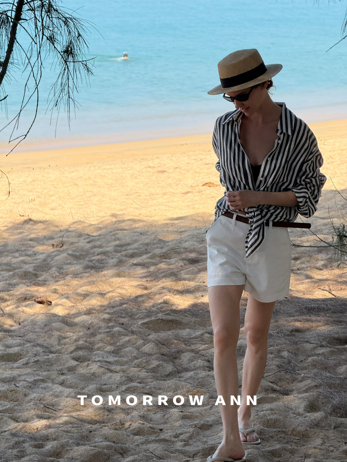 TOMORROW ANN Elegant Striped Commuter Fashion Shirt for Women - Early Spring Collection