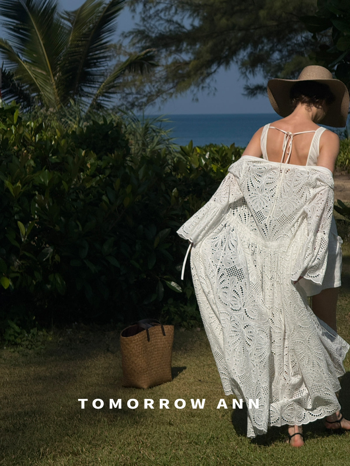 TOMORROW ANN Vintage Hollow-out Crochet V-Neck Maxi Dress - 2026 Early Spring Collection