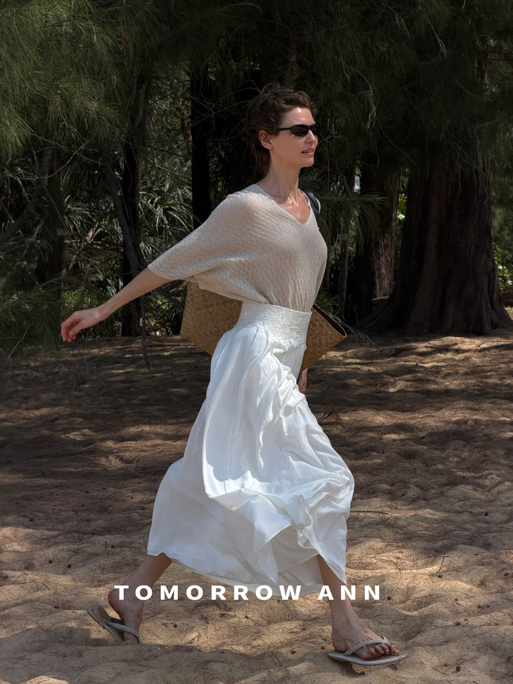 TOMORROW ANN Early Spring 2026 Minimalist Luxury V-Neck Loose Wool Blend Knit Sweater