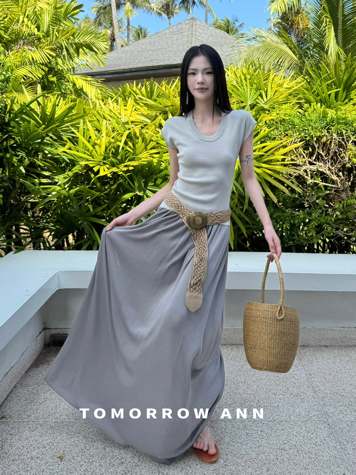 TOMORROW ANN Spring Elegant U-Neck Slim Fit Knit Short Sleeve Top