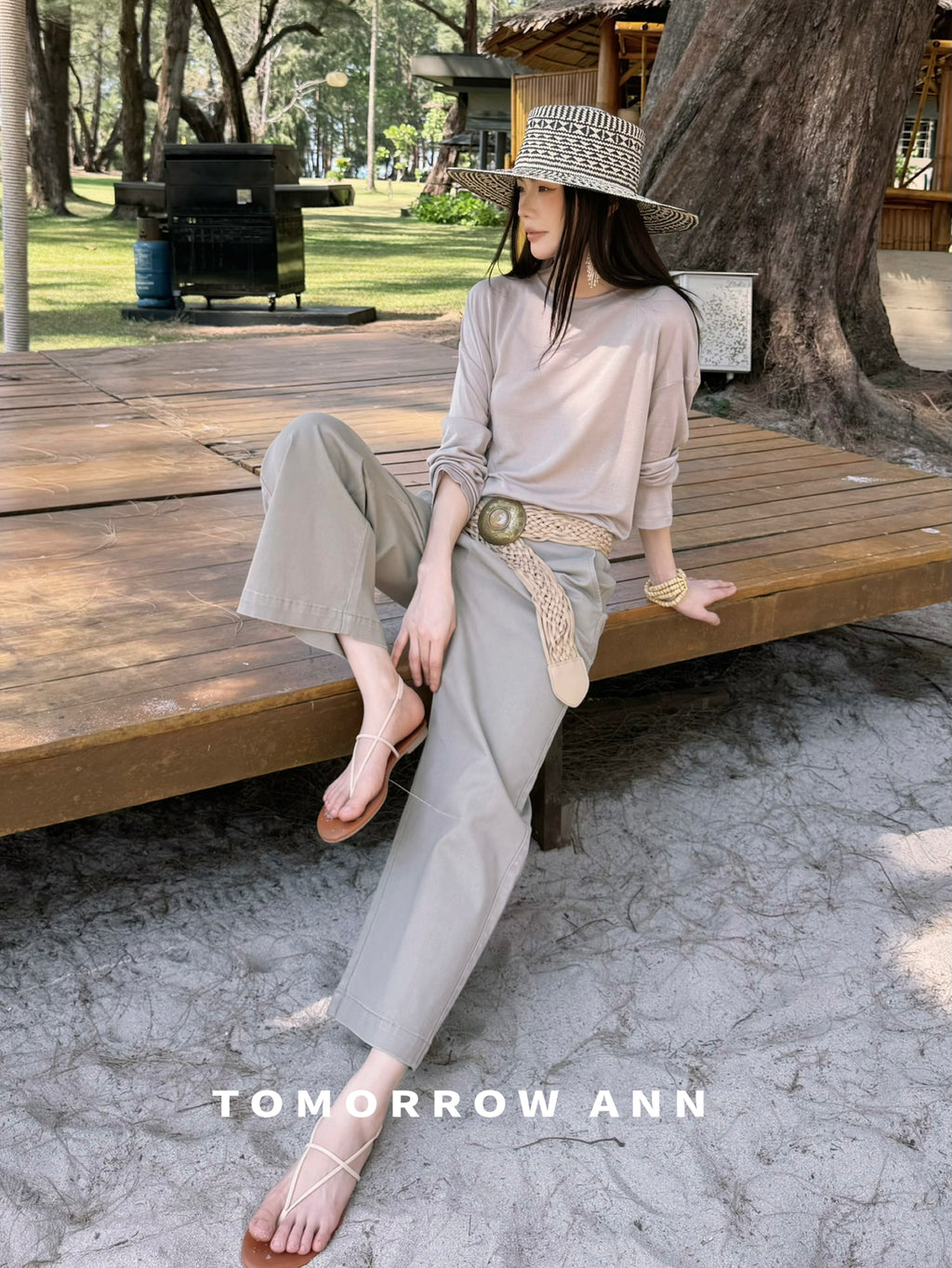 2026 Early Spring! 【TOMORROW ANN】 Elegant Ruched Slim-Fit Fashion Blouse 12626# OZQ