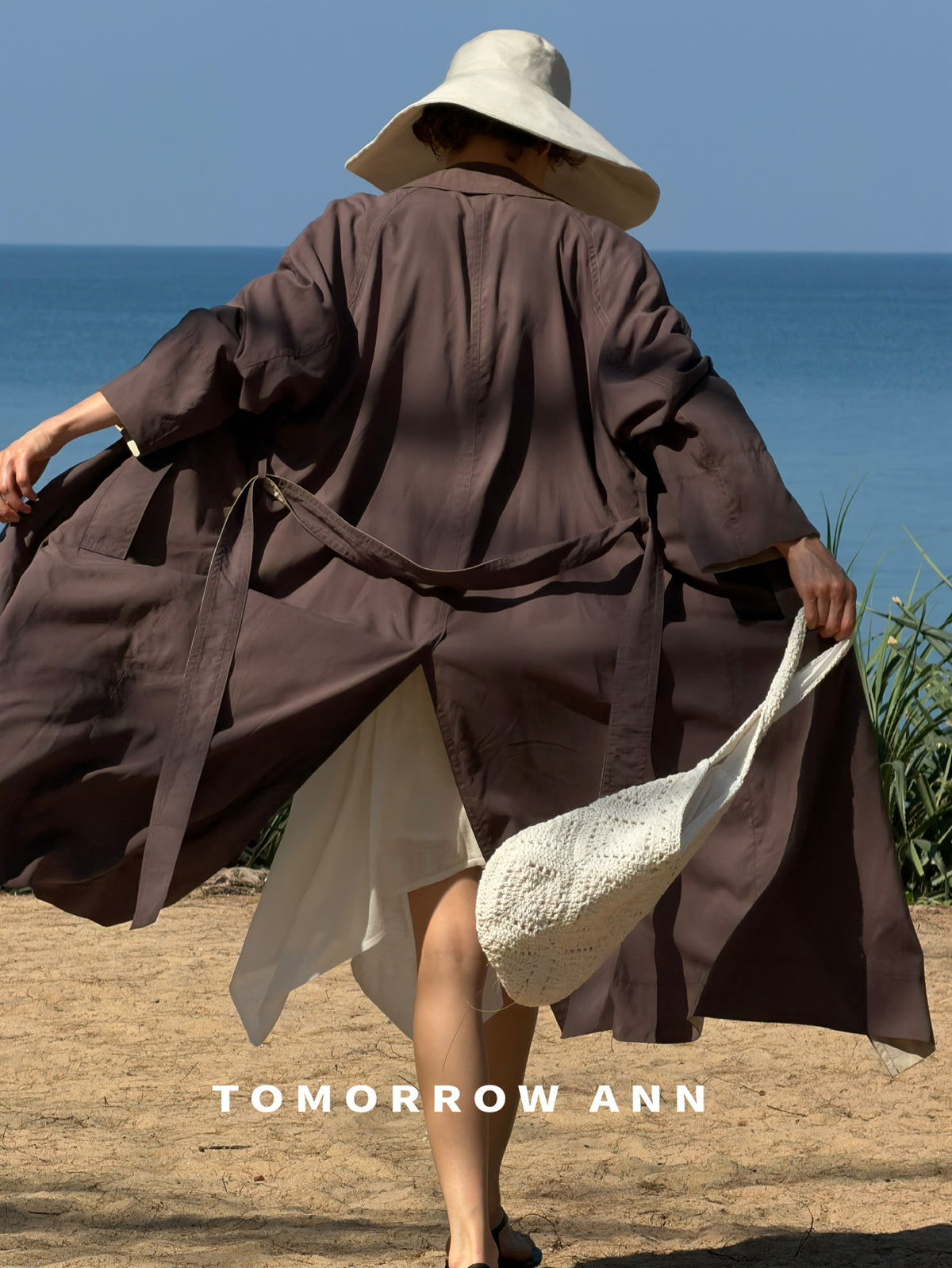 TOMORROW ANN 2026 Spring Collection! Elegant Relaxed Contrast Lapel Long Trench Coat with Belt