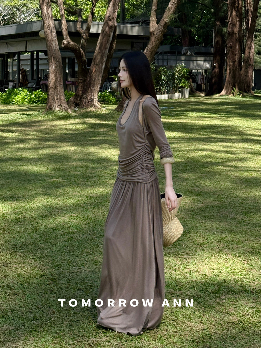 TOMORROW ANN Minimalist Ruched Halter Neck Long Sleeve Maxi Dress