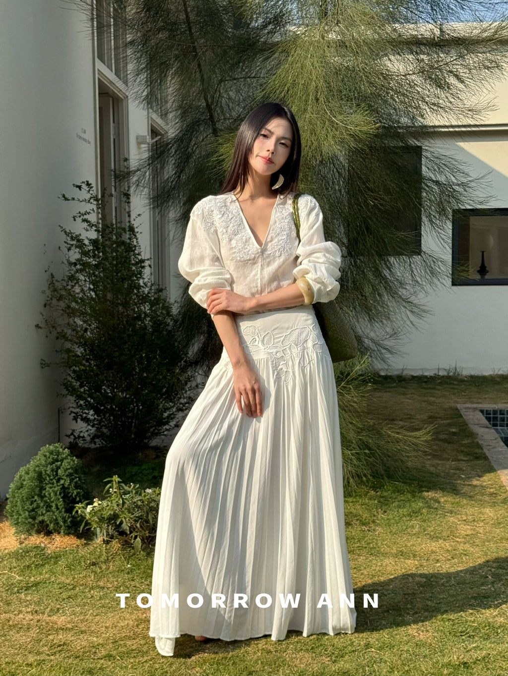 2026 Early Spring! [TOMORROW ANN] French Temperament Embroidery Sequin Fashion Blouse 12838# OZQ