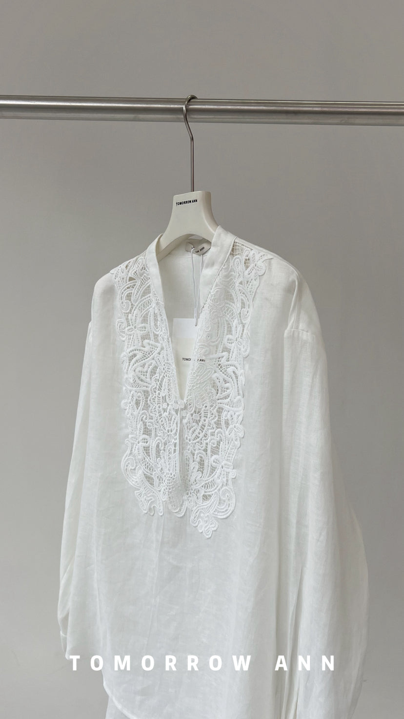 TOMORROW ANN Elegant Embroidered Hollow-Out Loose Blouse - 2026 Early Spring Collection