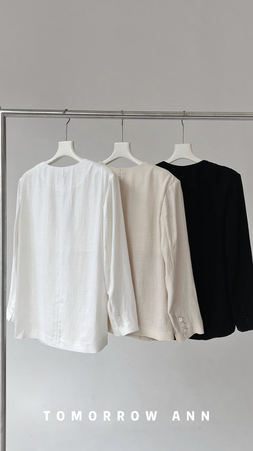 TOMORROW ANN Spring 2026 Elegant Loose Fit V-Neck Short Jacket with Pocket Detail