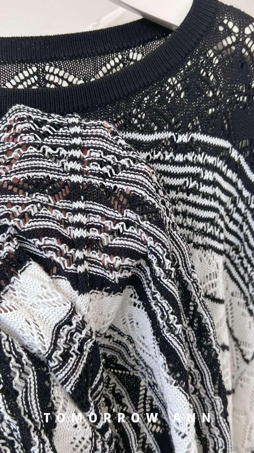 Chic Striped Hollow-Out Loose Knit Sweater - 2026 Early Spring Versatile Pullover