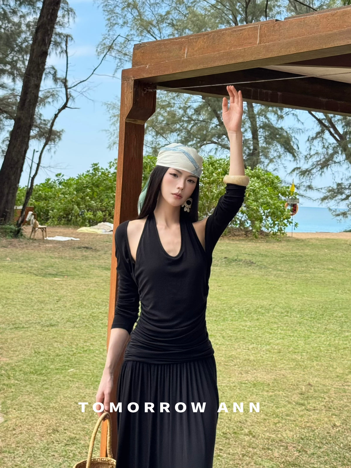 TOMORROW ANN Minimalist Ruched Halter Neck Long Sleeve Maxi Dress