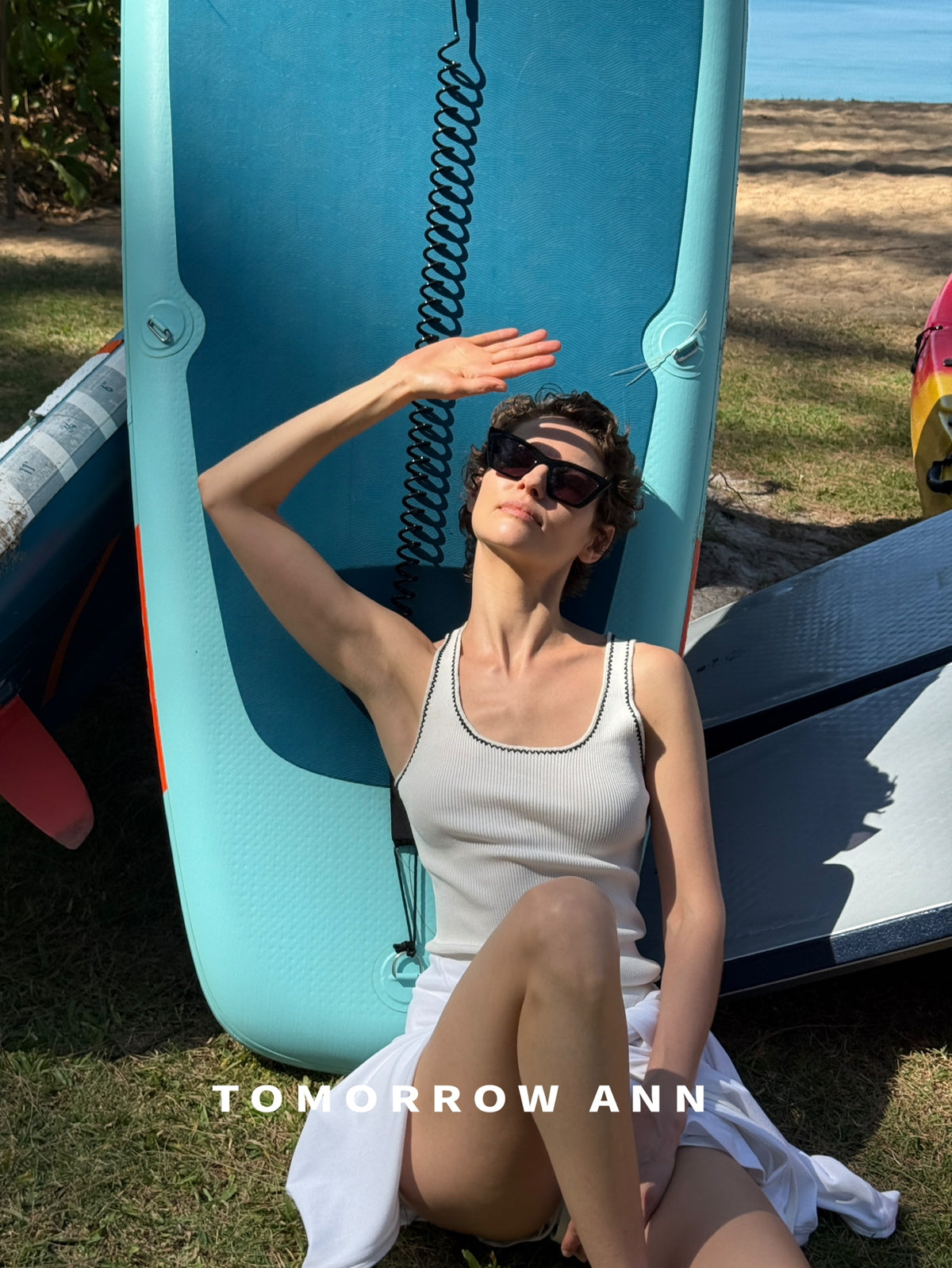 2026 Early Spring! [TOMORROW ANN] Minimalist Contrast Topstitch Slim Vest 12800# OZQ