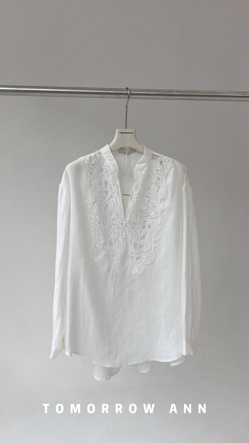 TOMORROW ANN Elegant Embroidered Hollow-Out Loose Blouse - 2026 Early Spring Collection